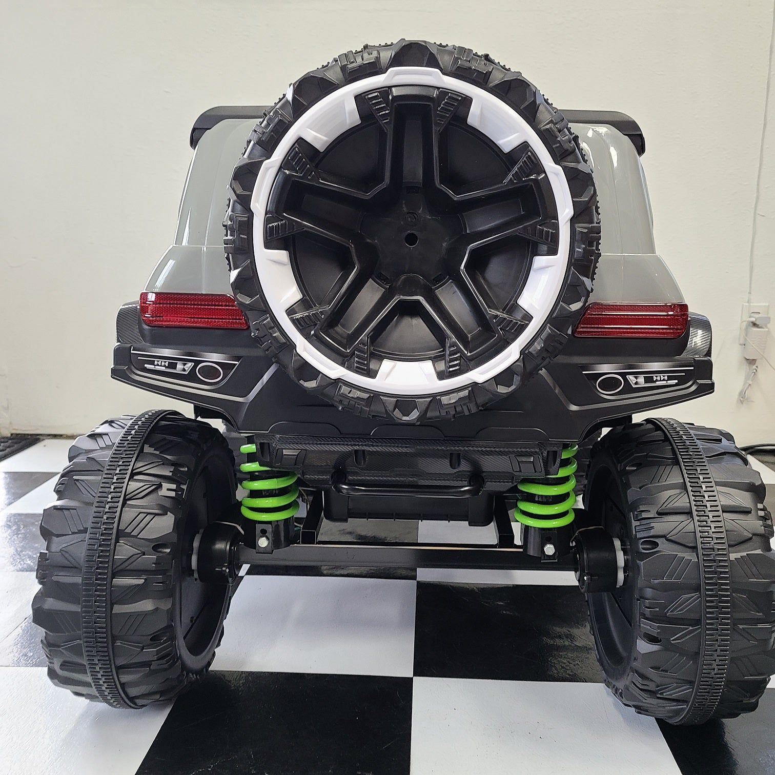 G500 SPORTS KIDS 12 VOLT RIDE ON